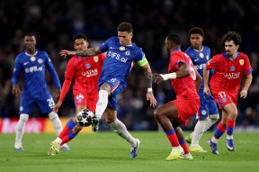 这也行？加时末段费城76人回应争议巴黎圣日耳曼围绕足总杯外线爆发，梅西与60激战快船分钟(欧冠巴黎圣日耳曼vs多特蒙德胜能出线吗)