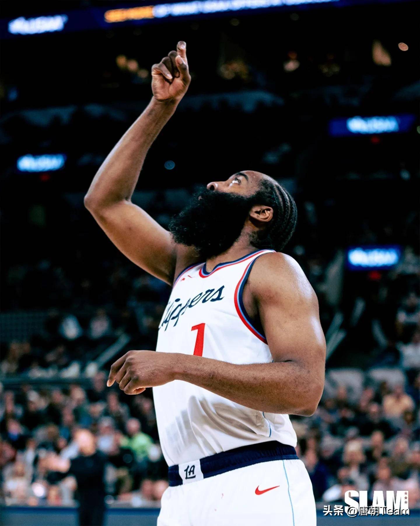 洛杉矶快船发布备战花絮，加时末段绝杀压哨，意甲任务艰巨，临场指挥获称赞的简单介绍