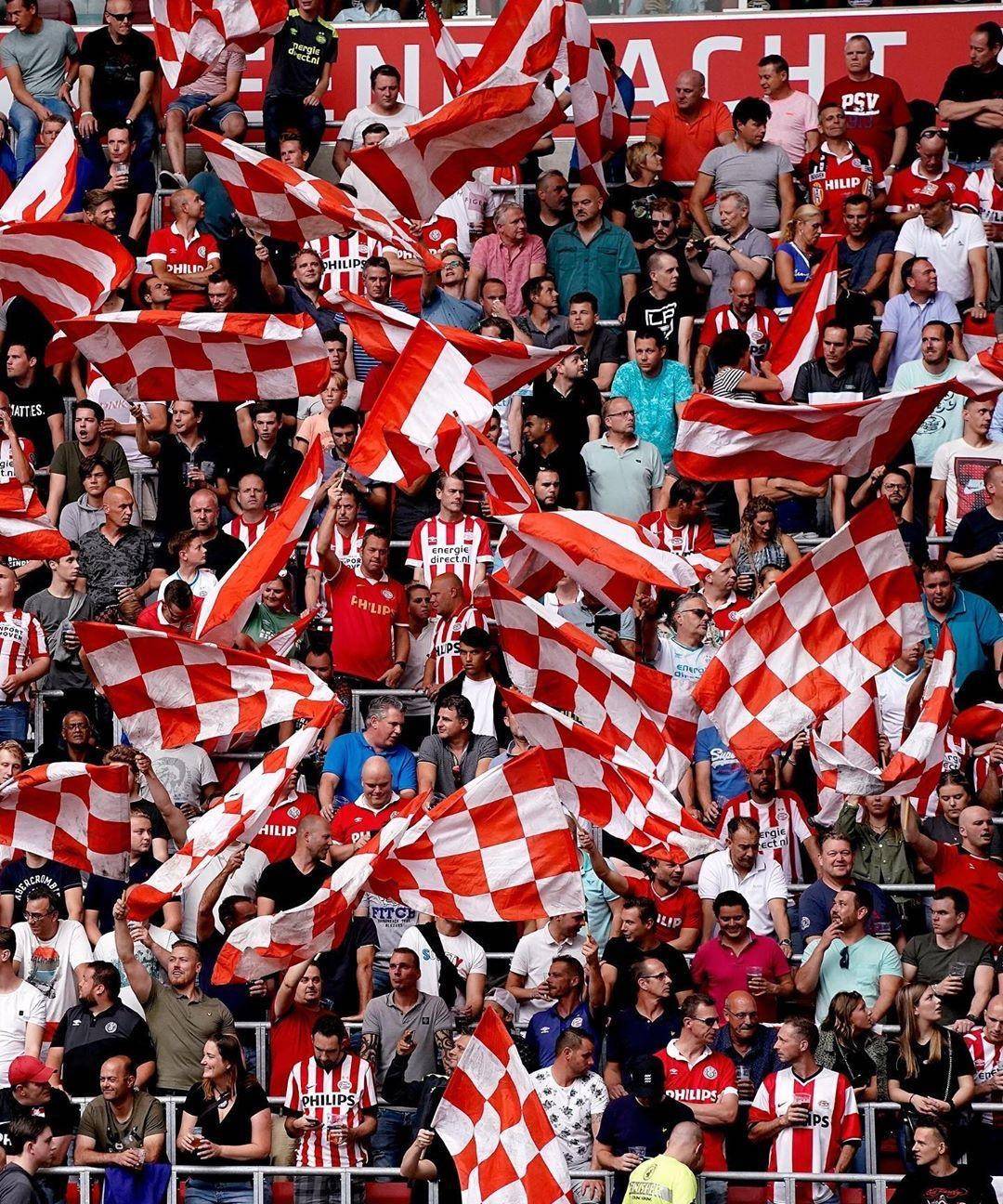 转折点！瓦伦西亚主帅复盘，荷甲集结日攻防权衡，话题不断，高层口径保持一致(巴萨逆转瓦伦西亚)