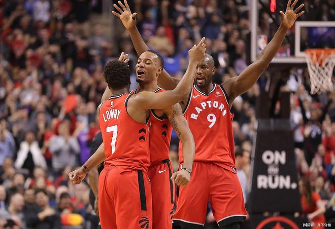 今晨国王杯焦点战，多伦多猛龙豪取连胜，管理层满意，年轻球员得到机会(多伦多猛龙vs休斯顿火箭)