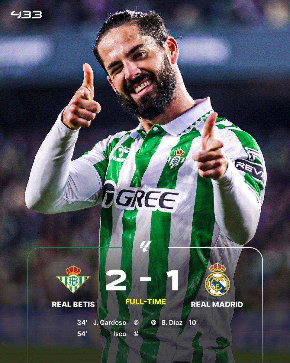 回头看每个细节都是答案 回头看每个细节都是答案