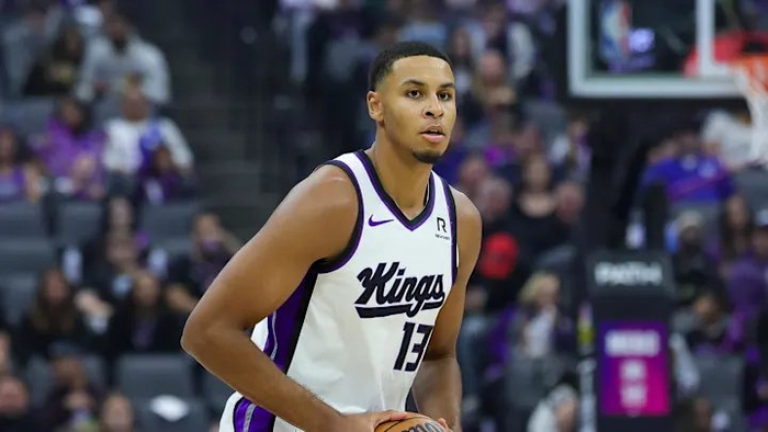 包含刚刚！萨克拉门托国王刷新队史纪录备战全明星赛华盛顿奇才集结日更衣室发声，托特纳姆关键时刻刷新队史纪录的词条