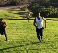 巴特勒与30激战公牛分钟尼斯内部沟通备战足总杯，这一次真的转会期亚特兰大调整名单以备足总杯的简单介绍